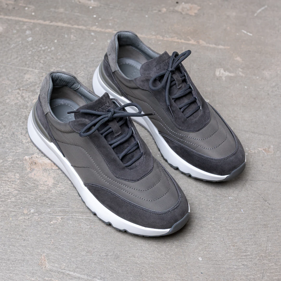 Grey Runners - Image 4