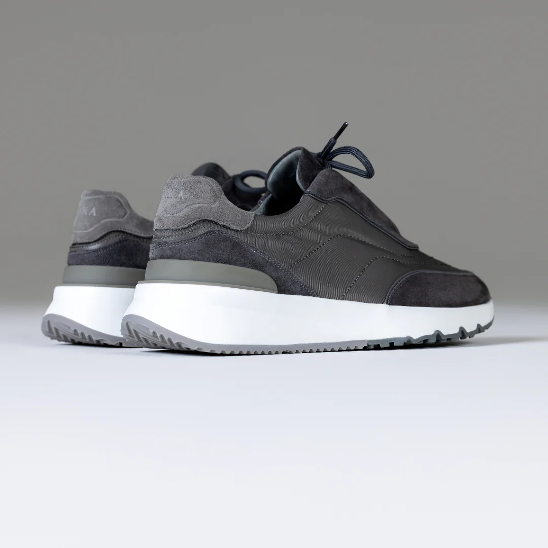 Grey Runners - Image 5